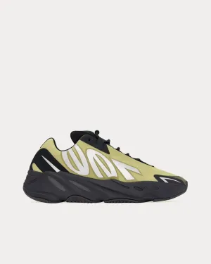 700 MNVN Resin Low Top Sneakers