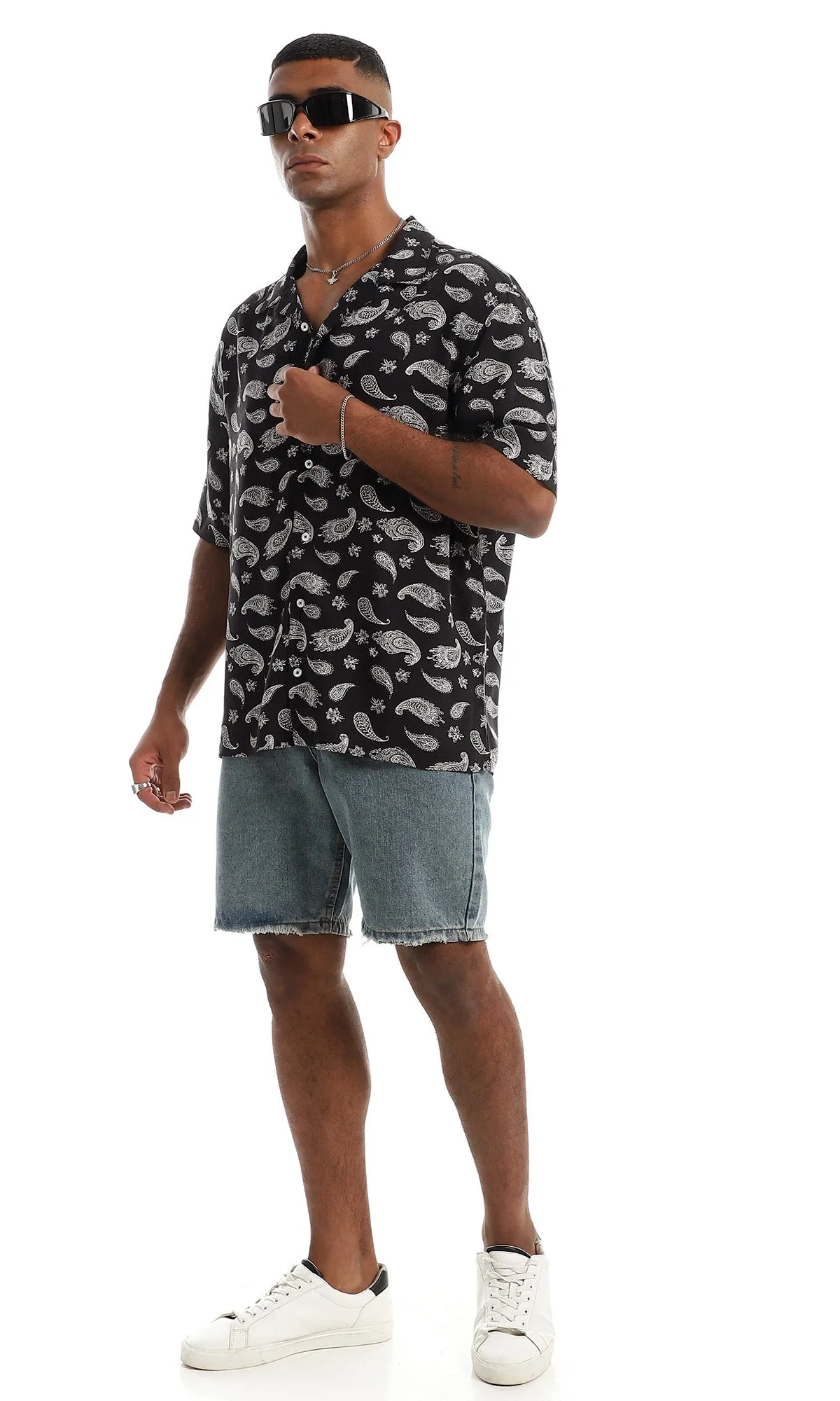 97942 Funky Short Sleeves Black & White Button Down Shirt
