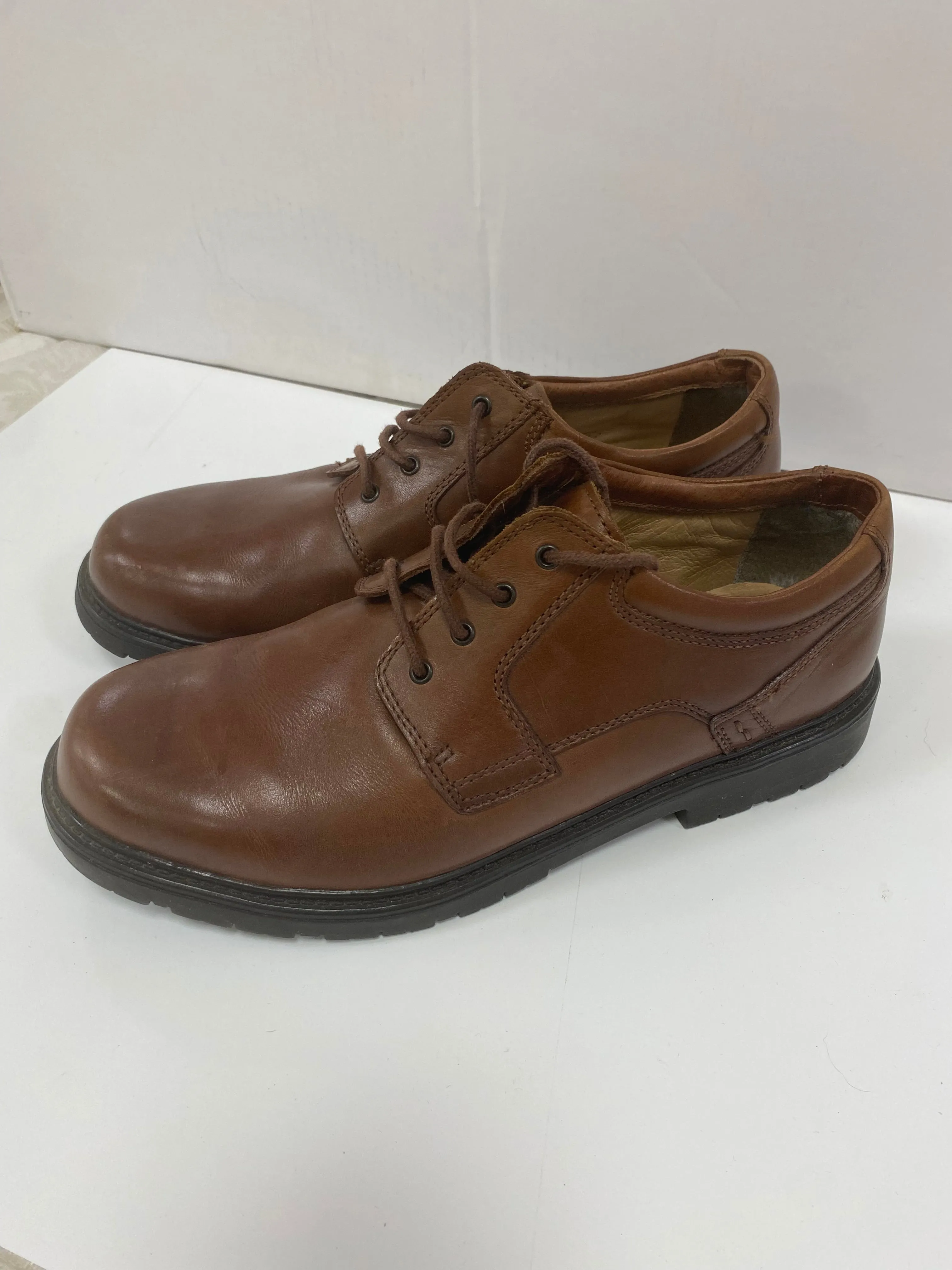 Clarks Cushion Cell Brogues Shoes Brown Size 8.5