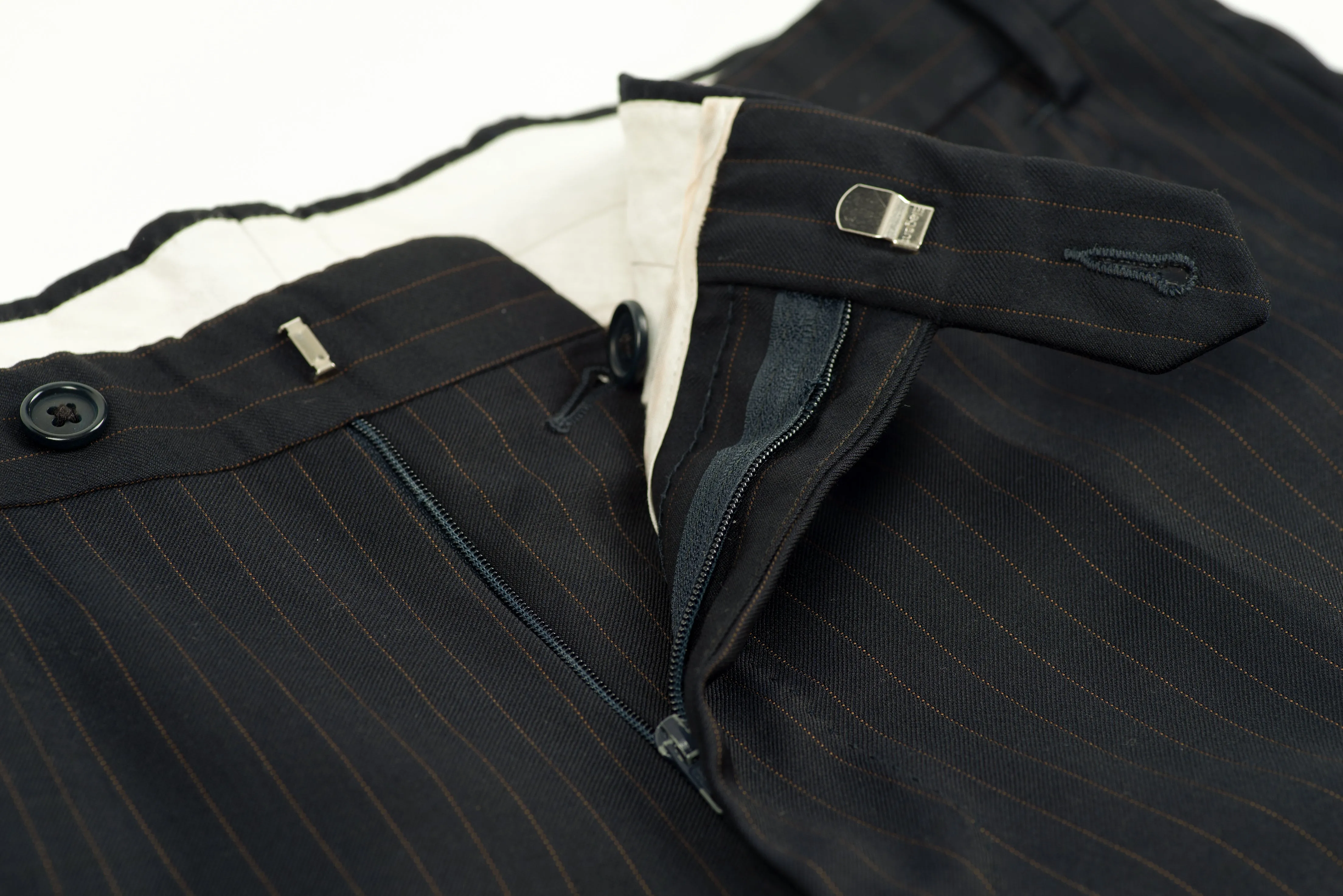 Lardini Super 130's Wool Navy Blue and Copper Striped 2 Pieces Suit, US 36R, EU 46R