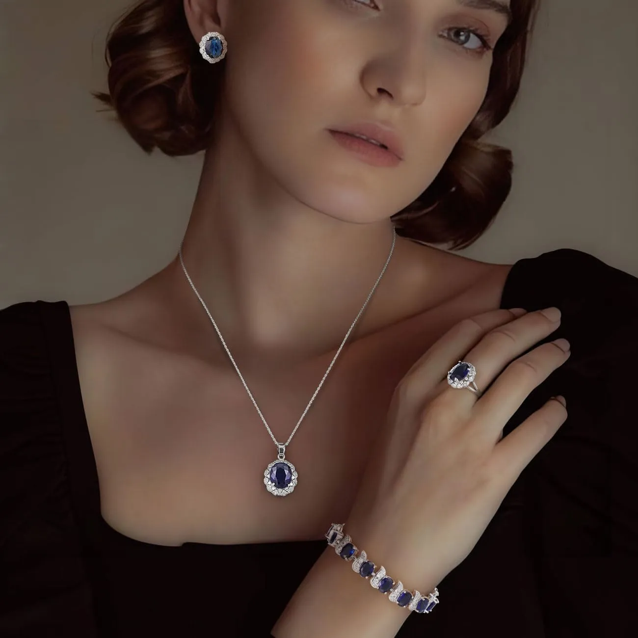 Lucky Clover Bracelet Necklace Earrings Jewelry Set for Women, Classic 4-Leaf White Gold Plated Bracelet Cubic Zirconia Studs Earrings Good Luck Pendant Necklace Mothers Day Jewelry Gifts