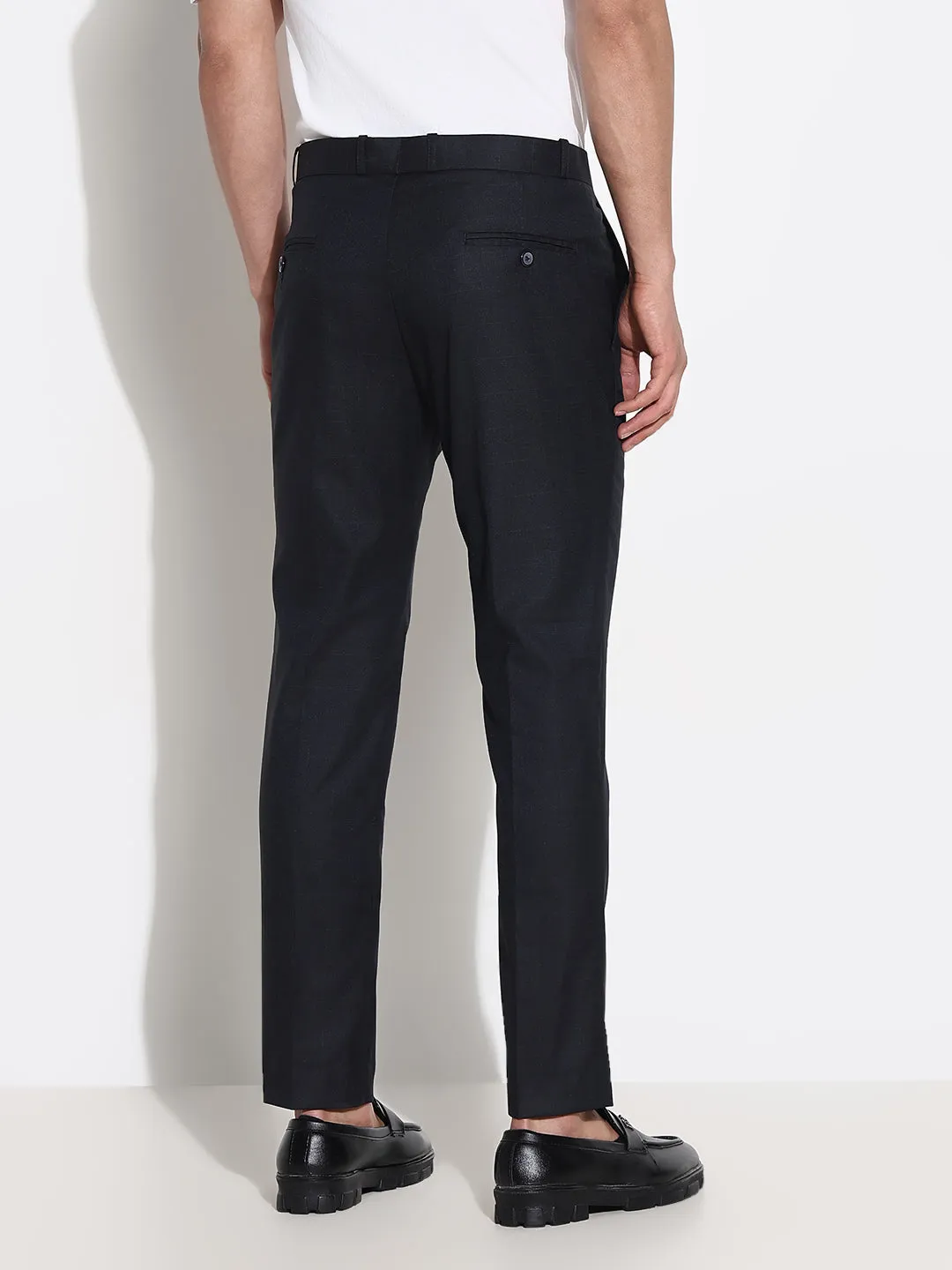 Men Black Solid Formal Slim Fit Low Rise Trousers
