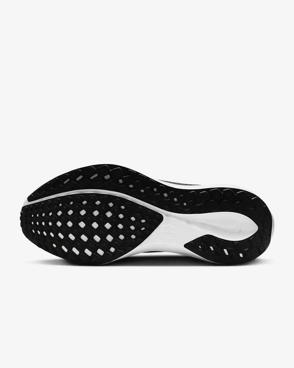 Nike Air Zoom Men's Running Shoes – Black & White